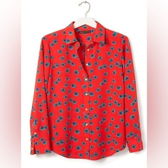 Floral Red Button-Up Women's Top - Picture 8 of 11